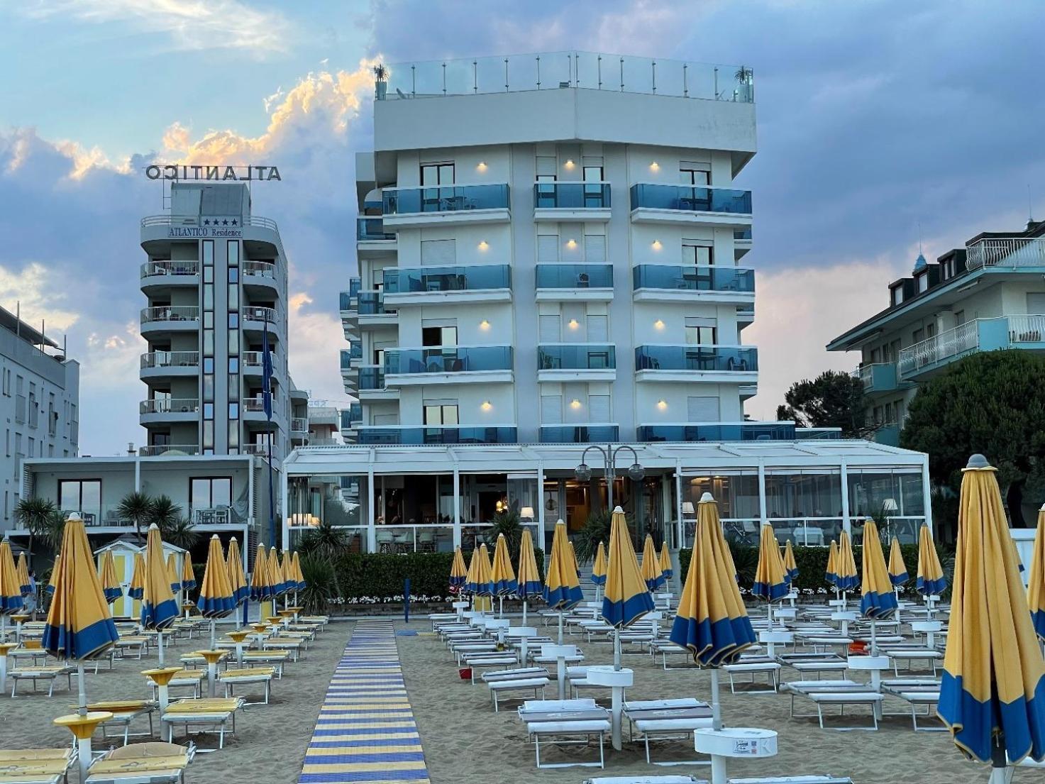 Hotel Atlantico Lido di Jesolo Eksteriør billede